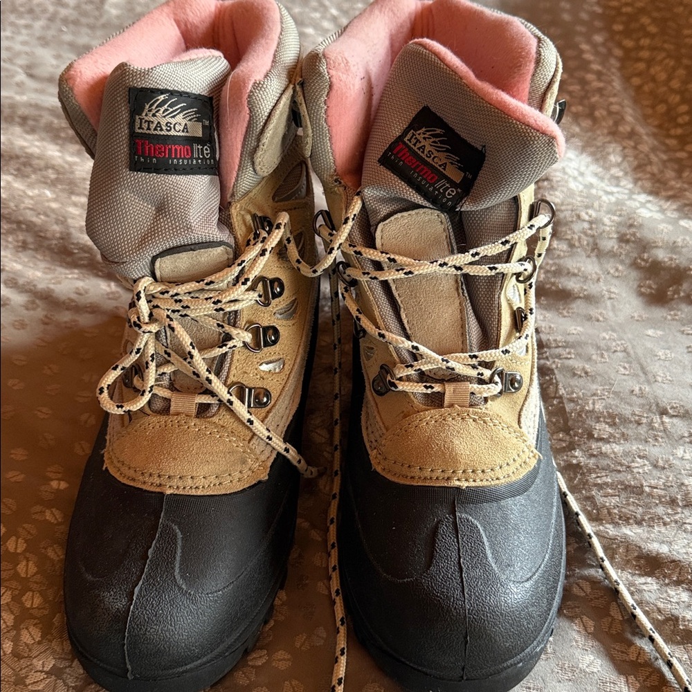 Itasca Thermolite Insulated Boots - Black, Tan, Pink. Only worn about 7 times.